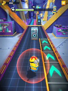 Minion Rush Despicable Me Official Game MOD APK Android 7.4.1m Screenshot